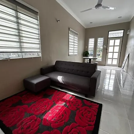 Rest Homestay Tanah Merah  Exterior photo
