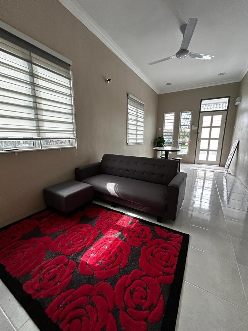 Apartment Rest *